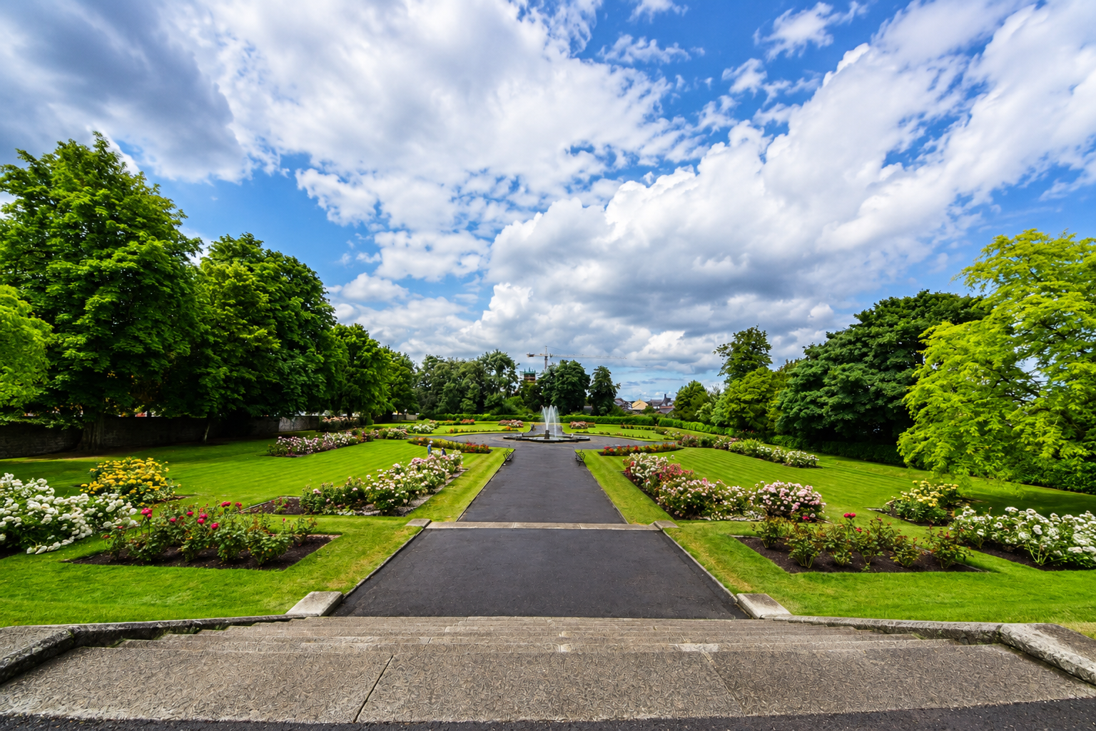 Why Choosing Us - Landscaping X Webflow Template